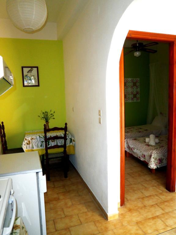 Paraskevi Apartments อิปโซส ห้อง รูปภาพ