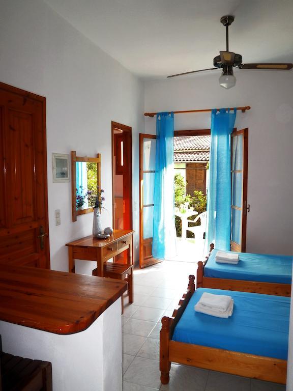 Paraskevi Apartments อิปโซส ห้อง รูปภาพ